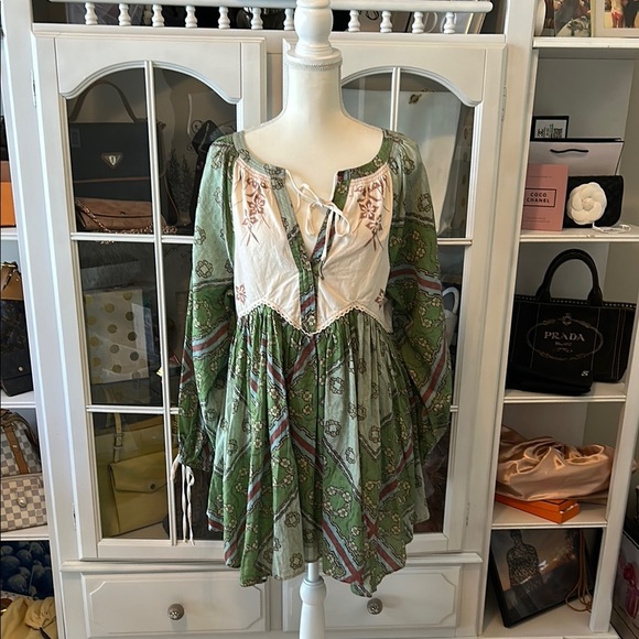 Free People Bohemian Green and Cream Dress - Picture 1 of 9